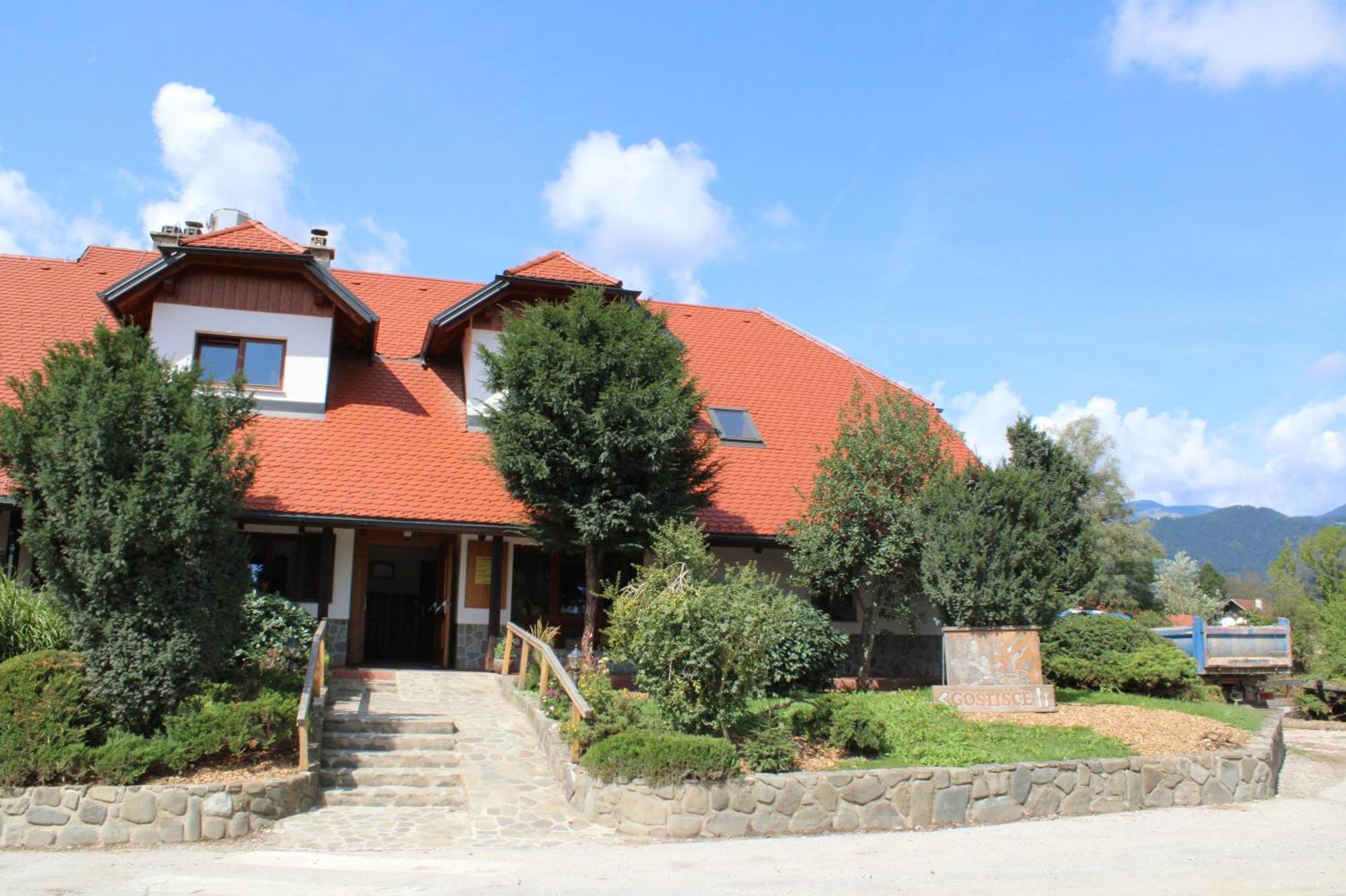 Hotel Sport Center Prodnik Ljubno Esterno foto