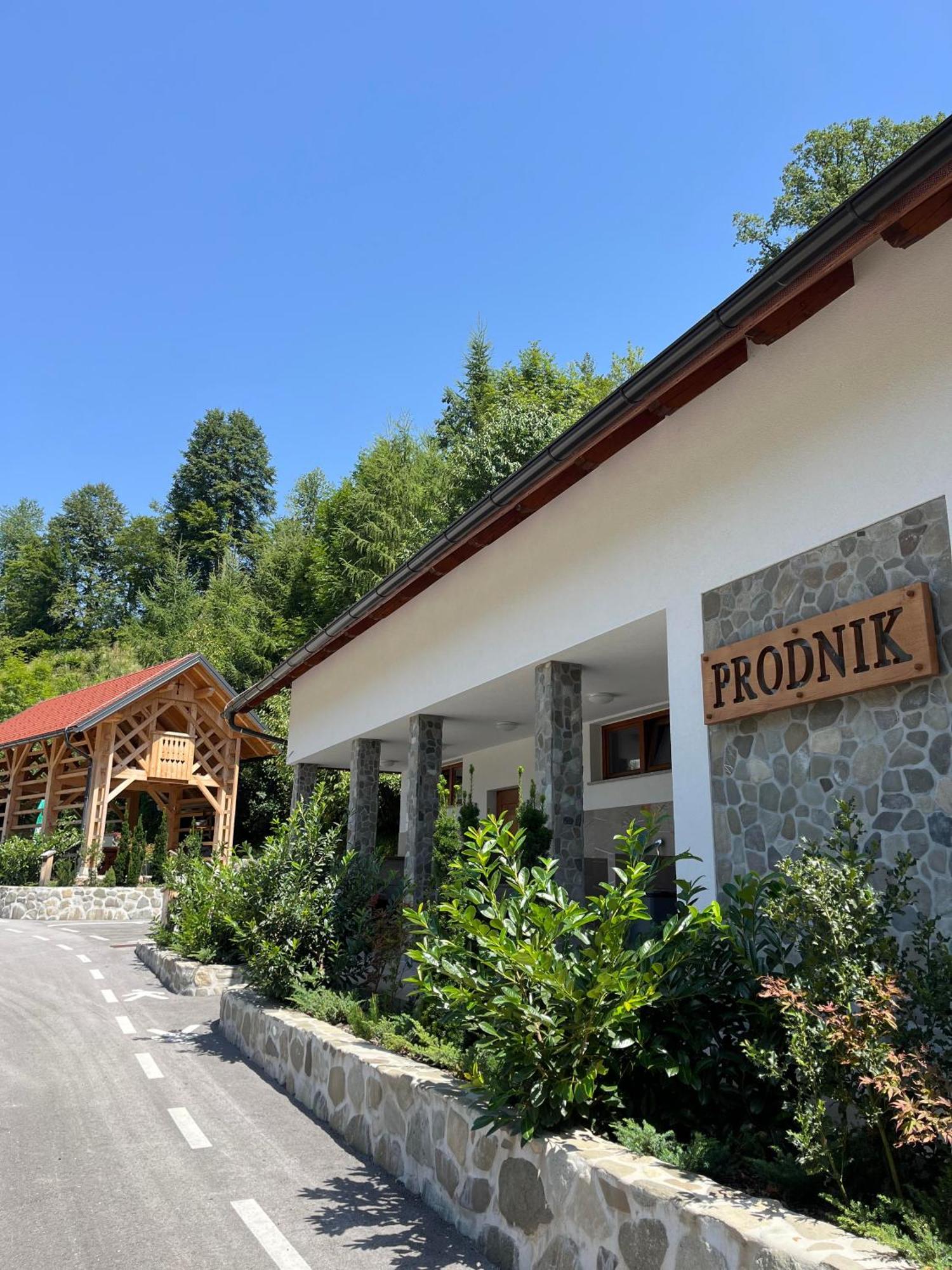 Hotel Sport Center Prodnik Ljubno Esterno foto